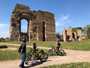 Appia Antica in bici con bambini